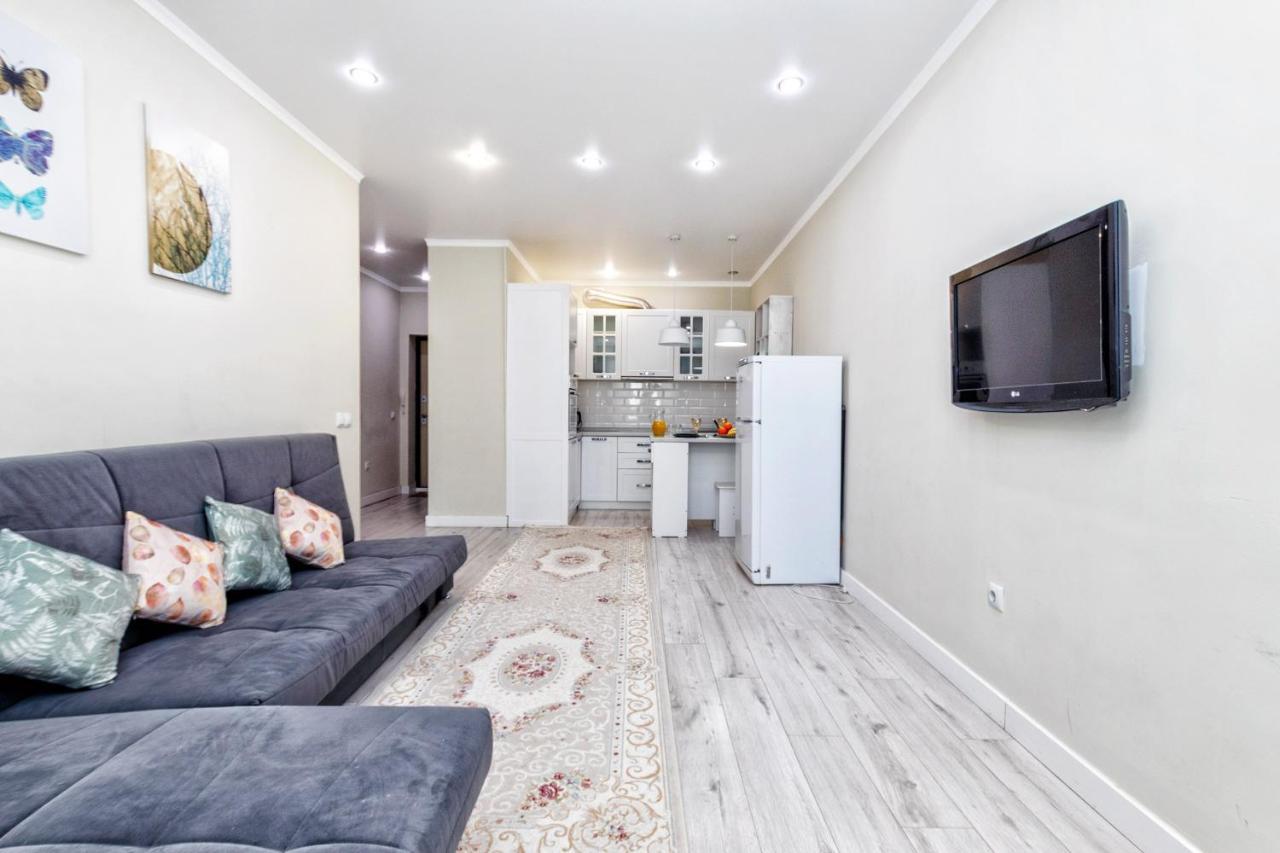 Orynbor Towers Apartment Astana Luaran gambar