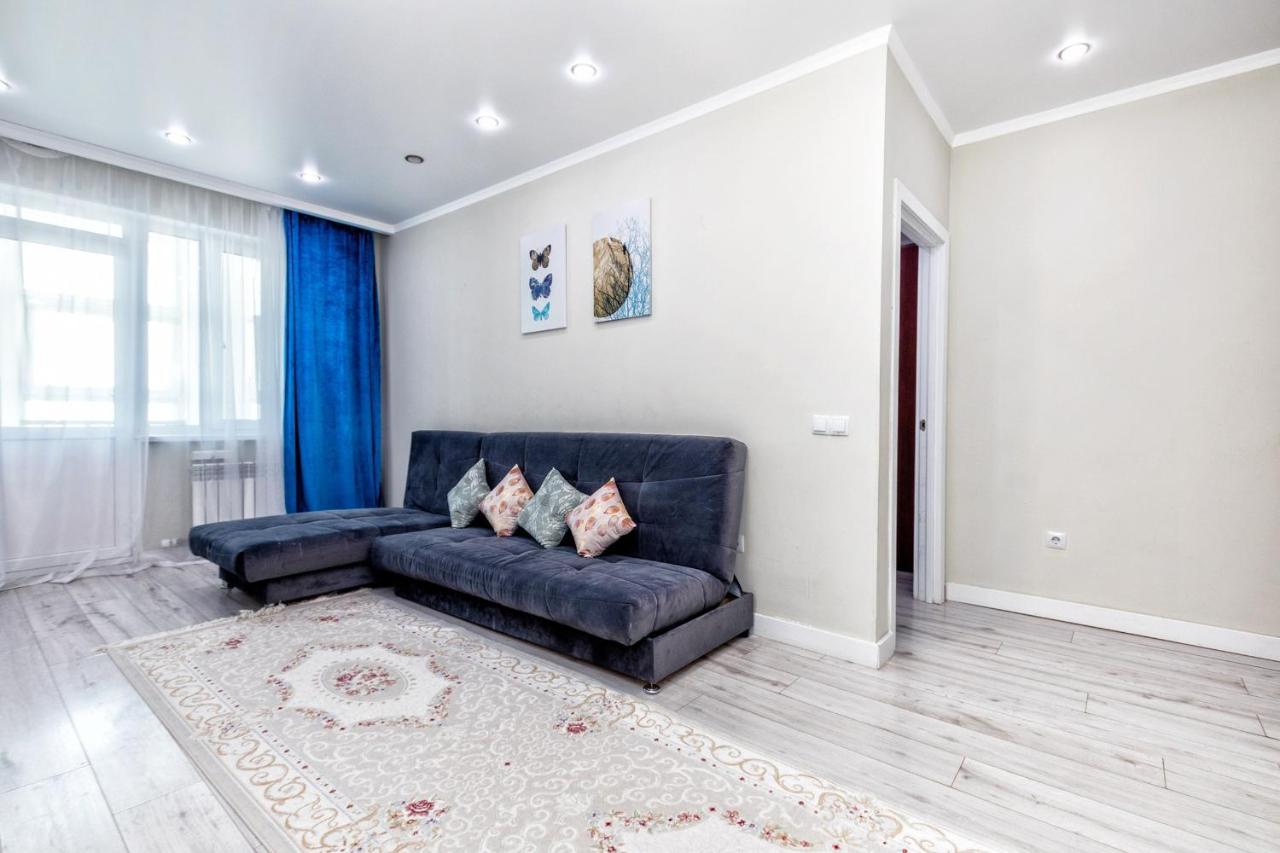 Orynbor Towers Apartment Astana Luaran gambar