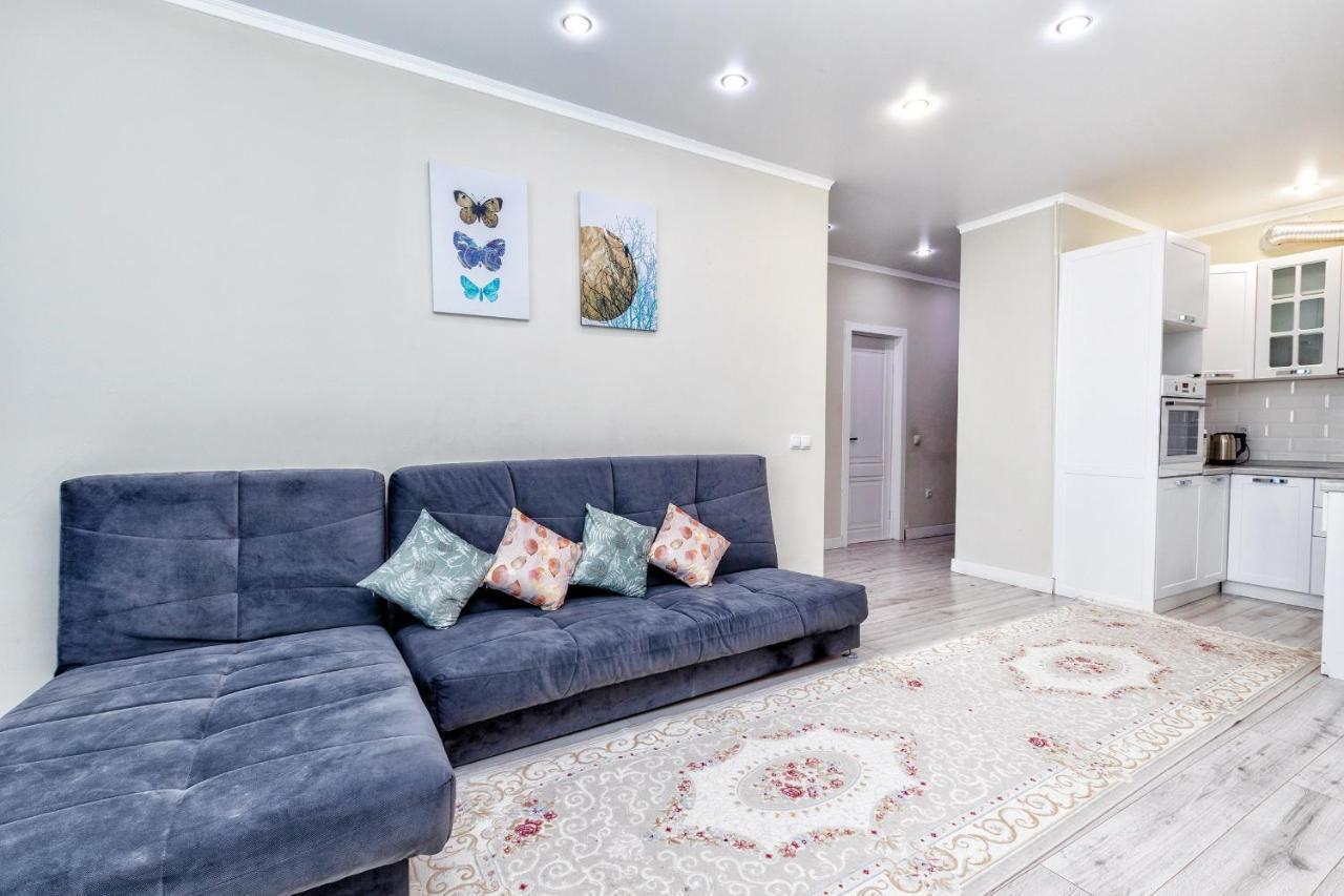 Orynbor Towers Apartment Astana Luaran gambar